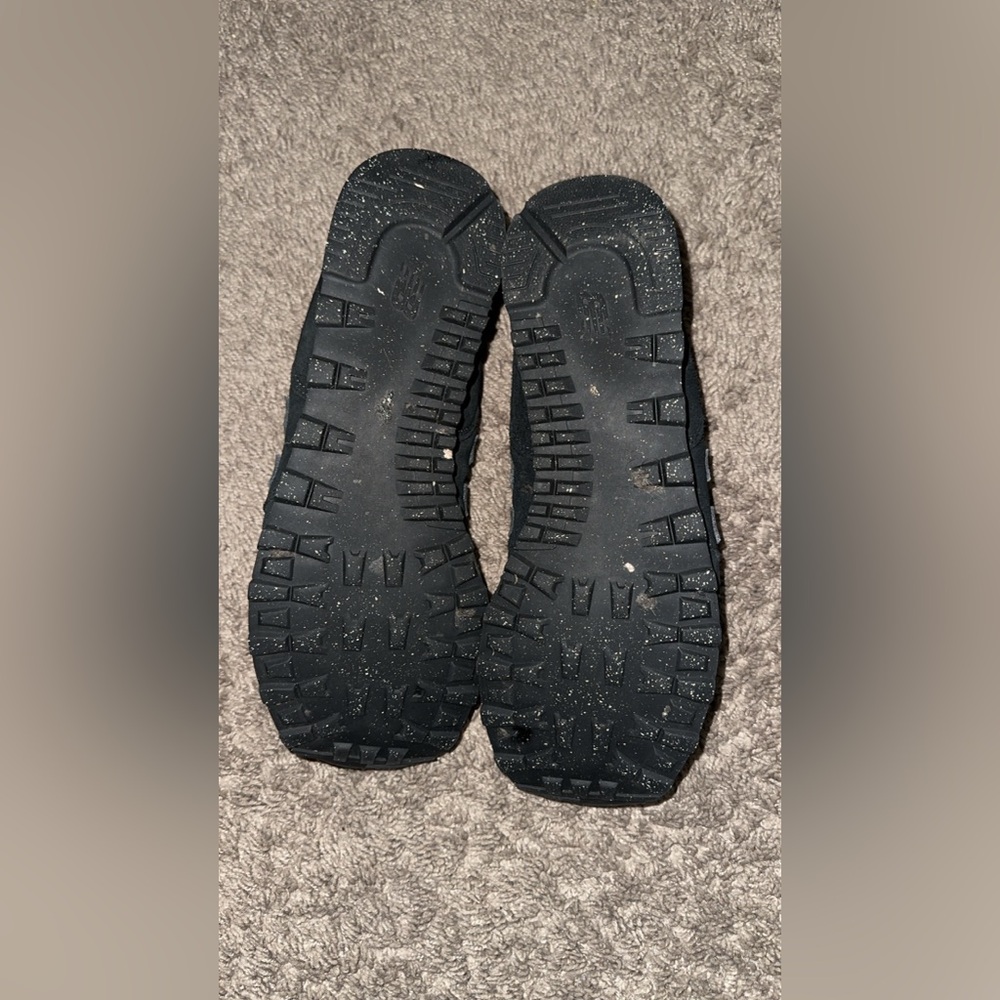 New Balance Shoes - Picture 6 of 6
